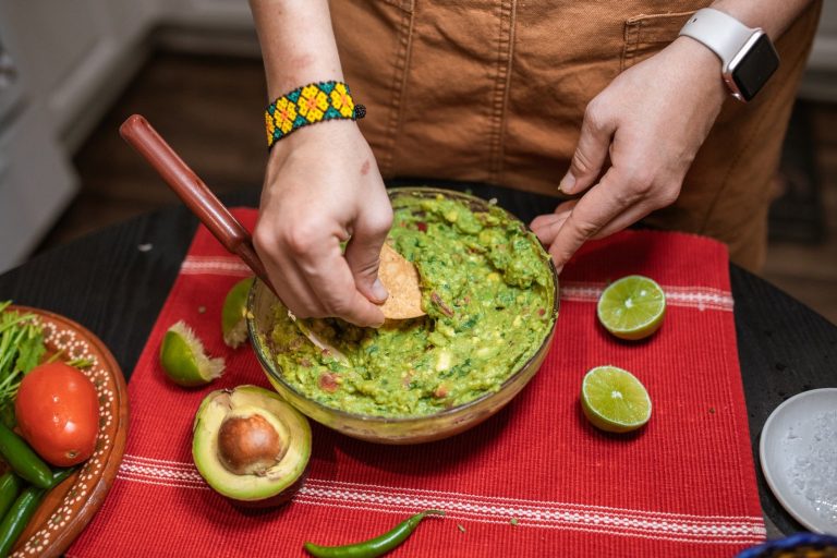 Can Dogs Eat Guacamole?