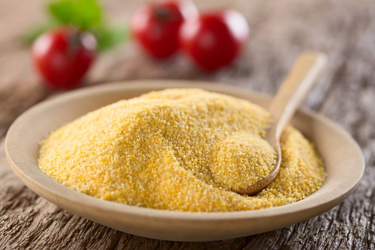 Can Chickens Eat Uncooked Grits?