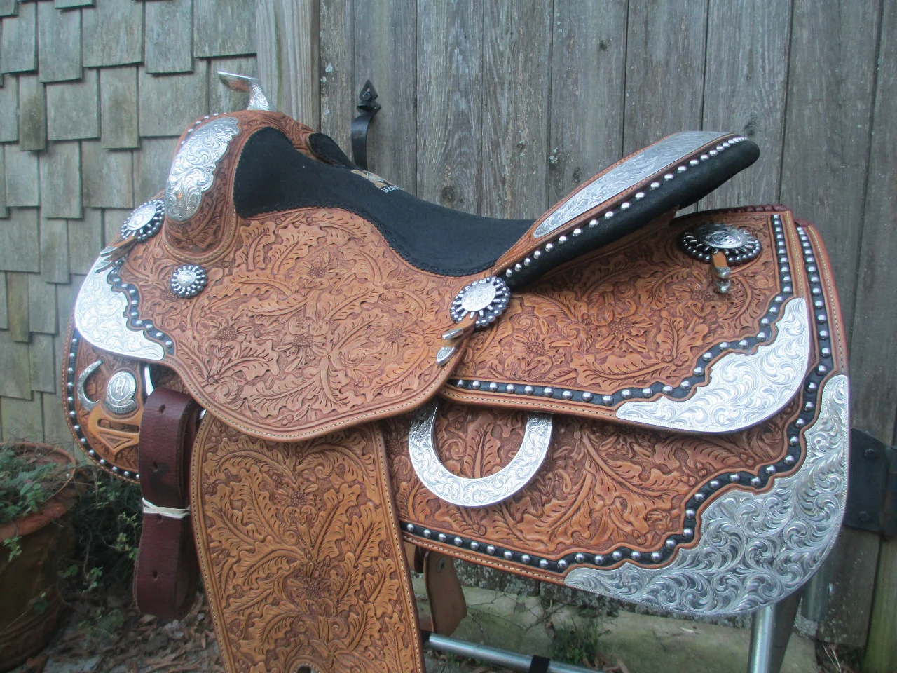 Show Saddles