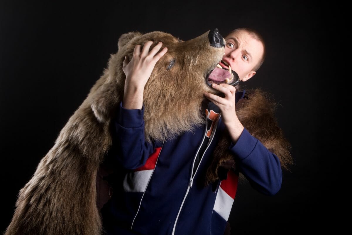 animals that eat humans